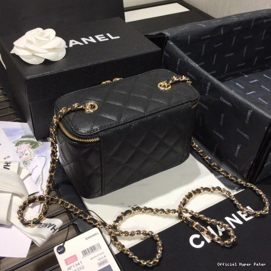 HyperPeter VANITY CHANEL CASE 0722